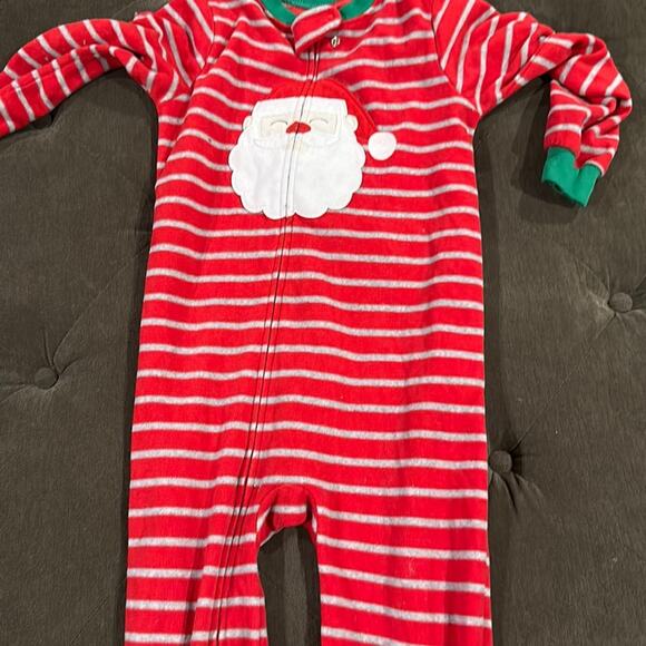 Carters Santa feetie pajamas size 5T - Picture 2 of 5